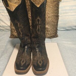 Corral Vintage Brown Cross & Wings Western Boots, Wms Size 5.5 M.